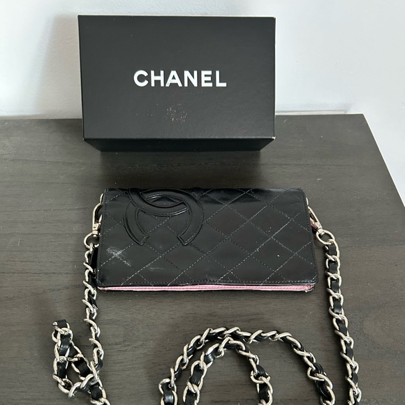 CHANEL Black Quilted Wallet with Chain - Picture 1 of 4